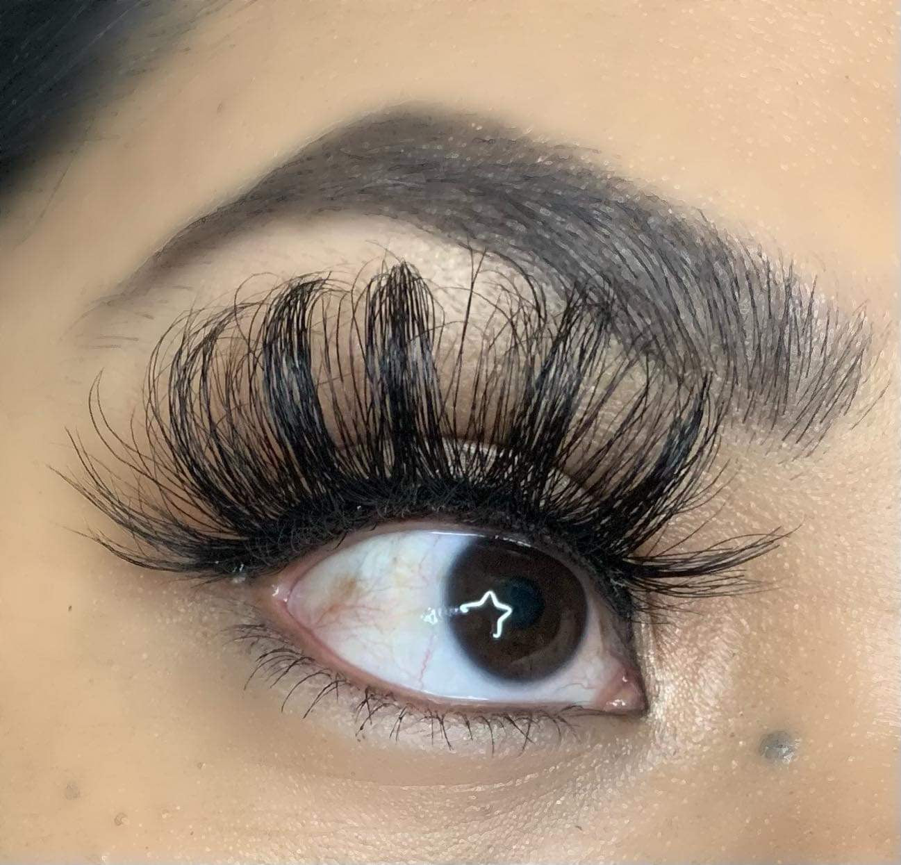 “APPLY PRESSURE” 25MM “Russin Synthetic Lashes