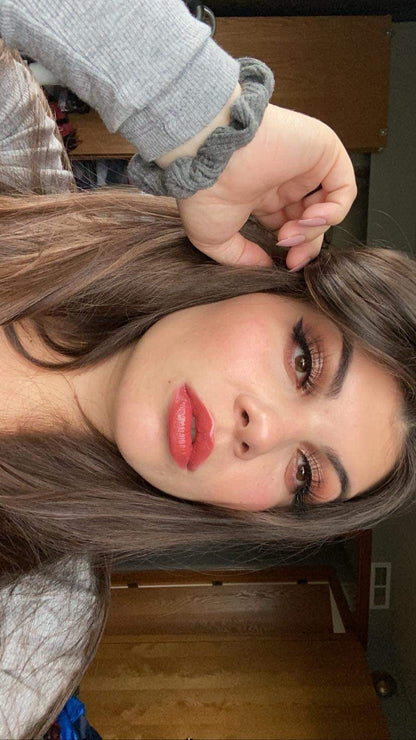 “Lovelii”  Lash