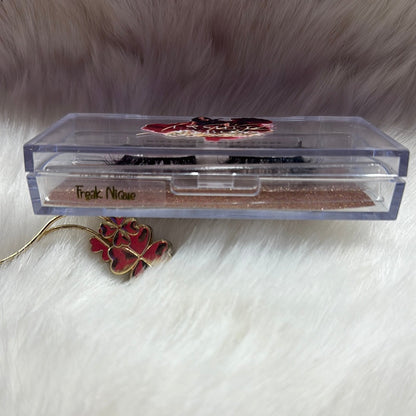 NEW “Freak Nique” 18mm 3D Mink Lashes