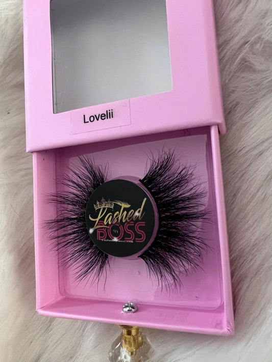 “Lovelii”  Lash