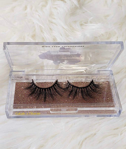 “Catch a Charge” 20mm Silk lash)
